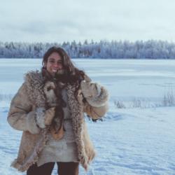 Какие куртки будут модными в 2025 году